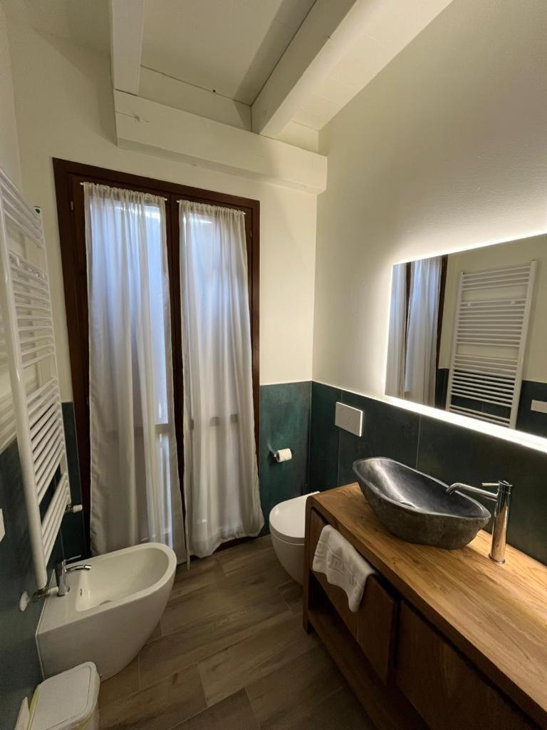 Hotel Villa Maranello Quarto foto